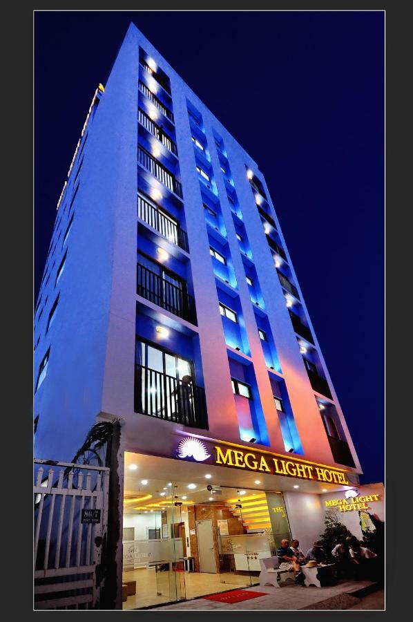 Mega Light Hotel Nha Trang Buitenkant foto